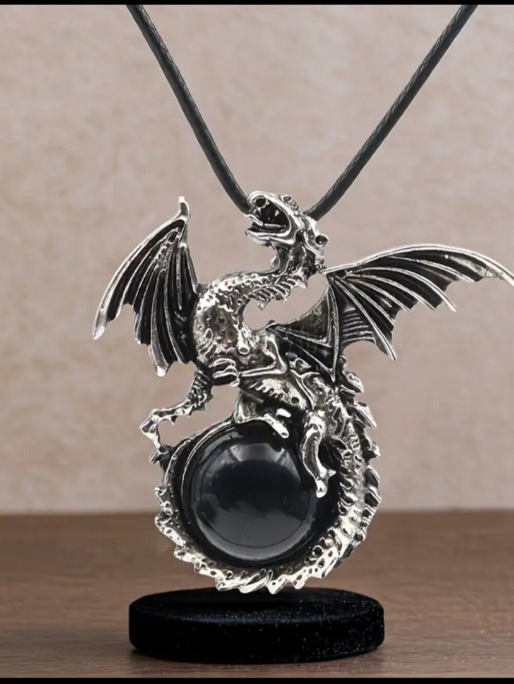 Nwt Pendant Necklace Lucky Natural Stone Black Obsidian Pterosaur Alloy Charm